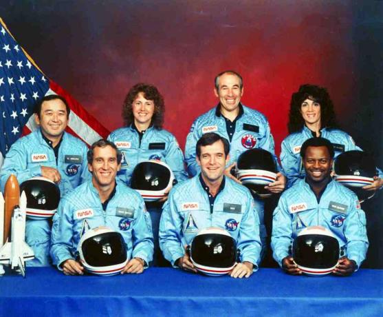 Sharon Christa Mcauliffe; Ronald E. Mcnair; Gregory Jarvis; Ellison Onizuka; Michael J. Schmied; Francis R. Scobee; Judith A. Resnik