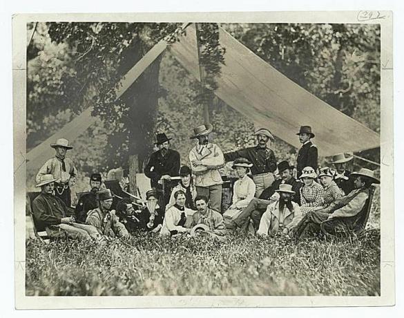 Custer auf einer Jagdgesellschaft