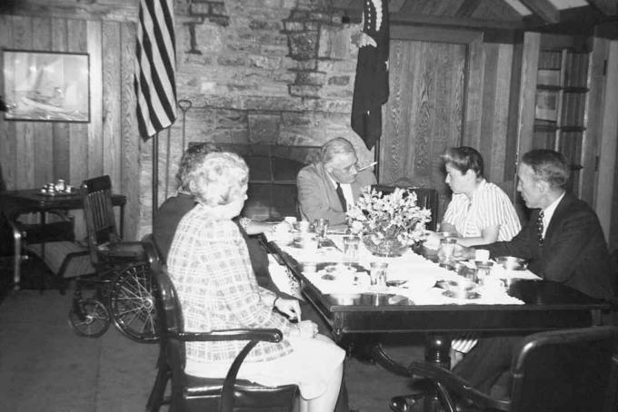 Foto von Präsident Roosevelt auf dem Rückzug als Shangri-La bekannt