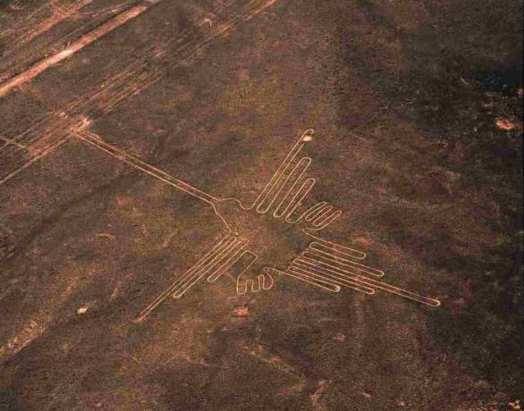 Luftaufnahme der Kolibri-Geoglyphe, Nazca-Linien