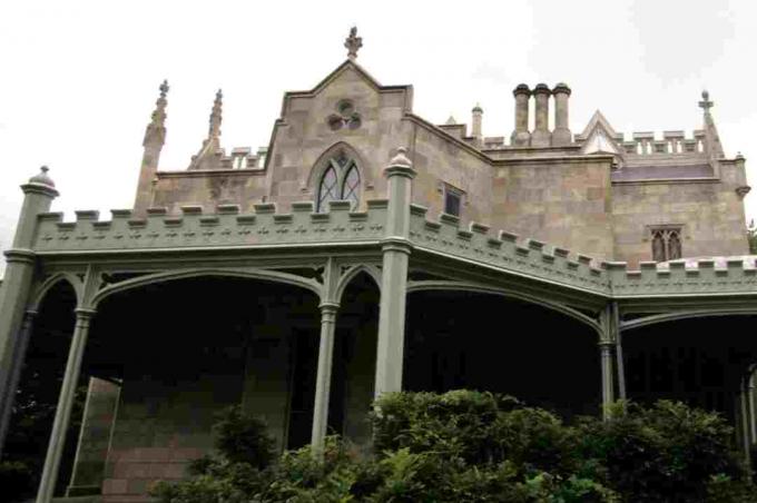 Details zur gotischen Wiederbelebung der Lyndhurst Mansion in Tarrytown, New York