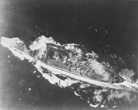 Yamato während der Schlacht am Sibuyan-Meer