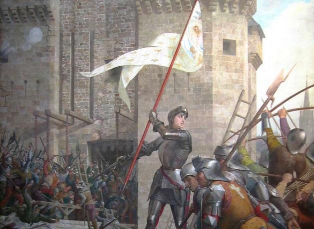 Jeanne d'Arc in Rüstung schwenkt eine weißgoldene Flagge vor Soldaten.