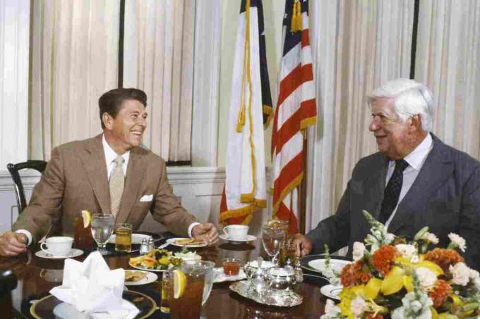 Foto von Ronald Reagan und Tip O'Neill