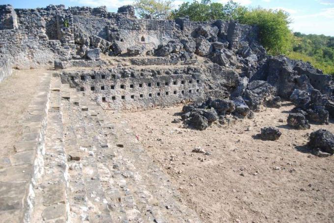 Versunkener Hof von Husuni Kubwa, Kilwa Kisiwani