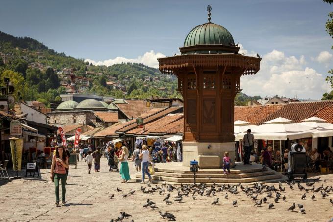 Taubenplatz in Sarajevo, Bosnien