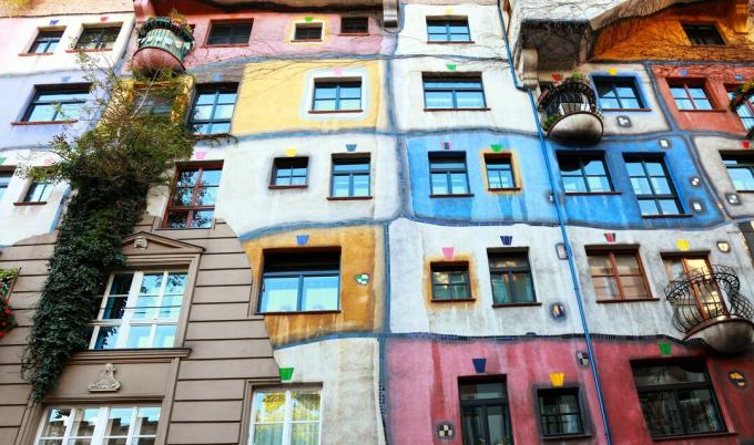 Hundertwasserhaus, Wien, österreichischer Künstler Friedensreich Hundertwasser und Joseph Krawina