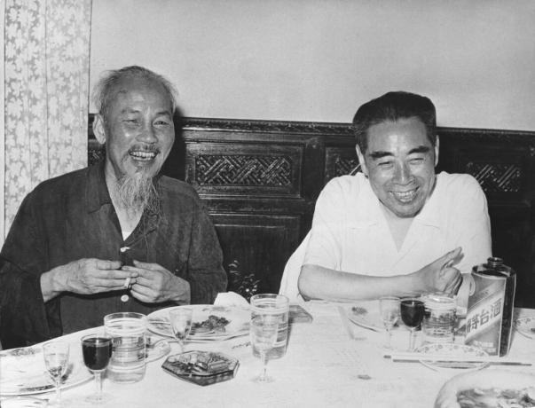 Ho Chi Minh und Zhou Enlai